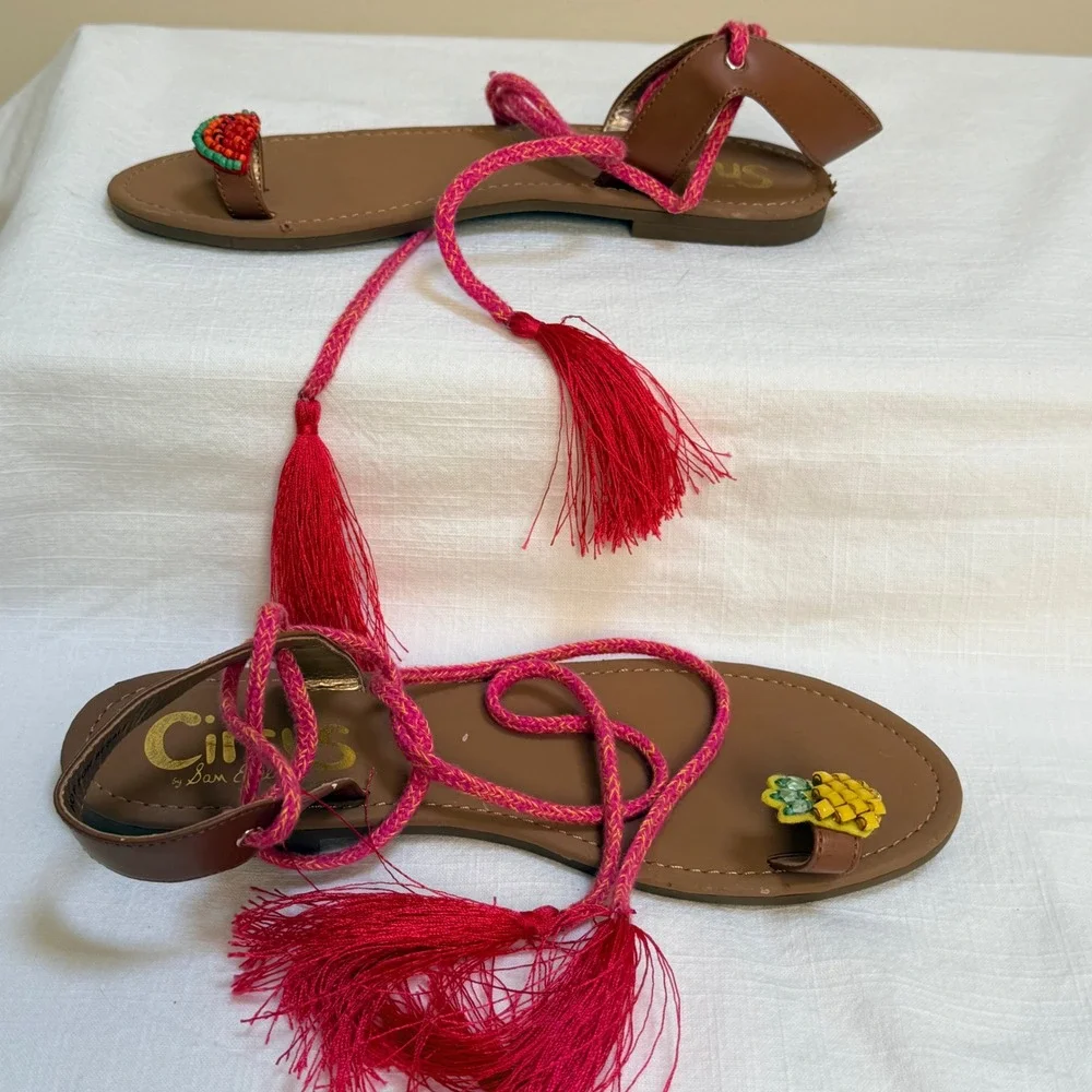 Circus by Sam Edelman Binx Sandals 6 Brown Pink Beaded Fruit Tassel Lace Up Flat